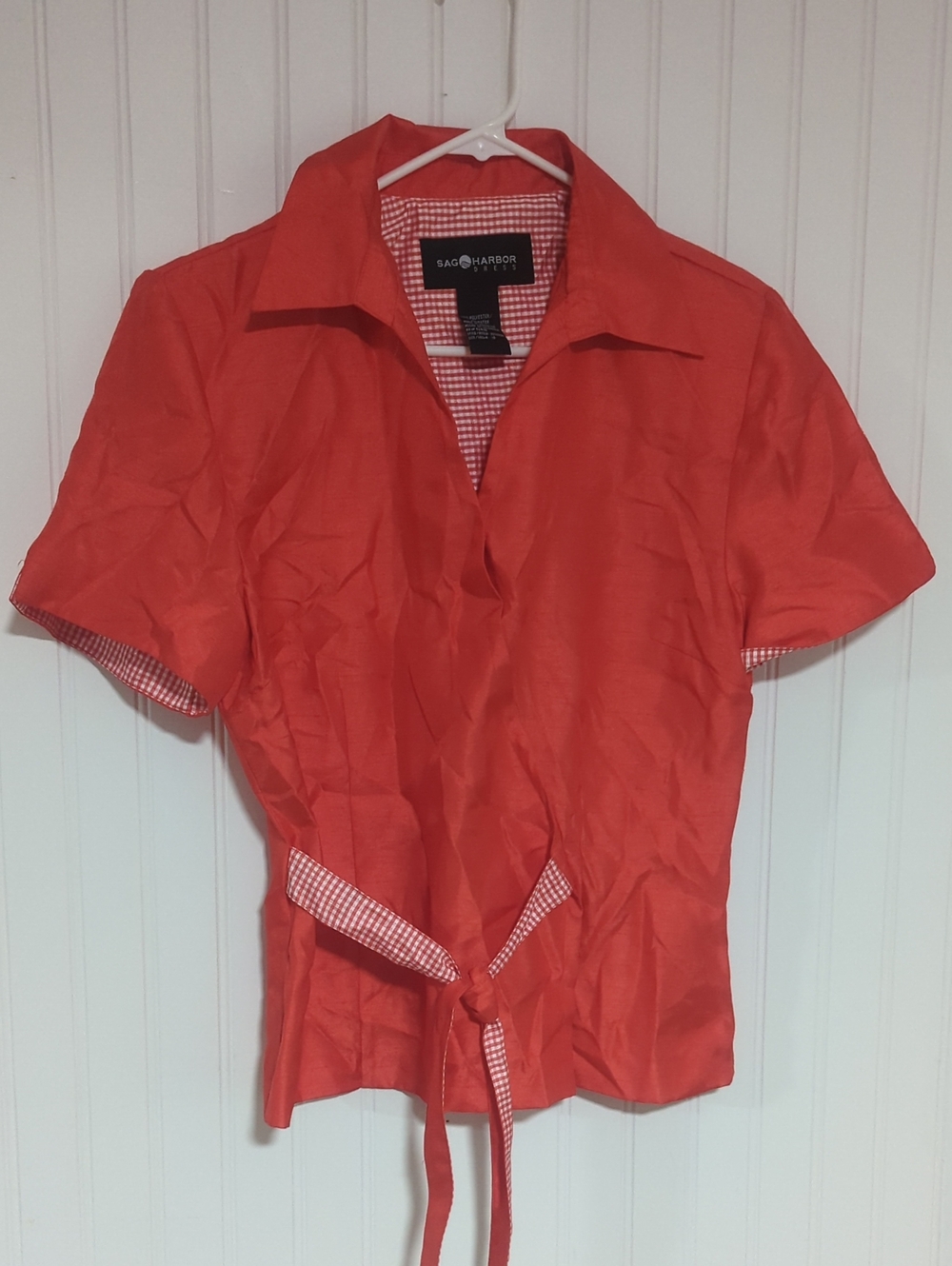 Sag Harbor Coral Red Short Sleeve Tie-Waist Blouse